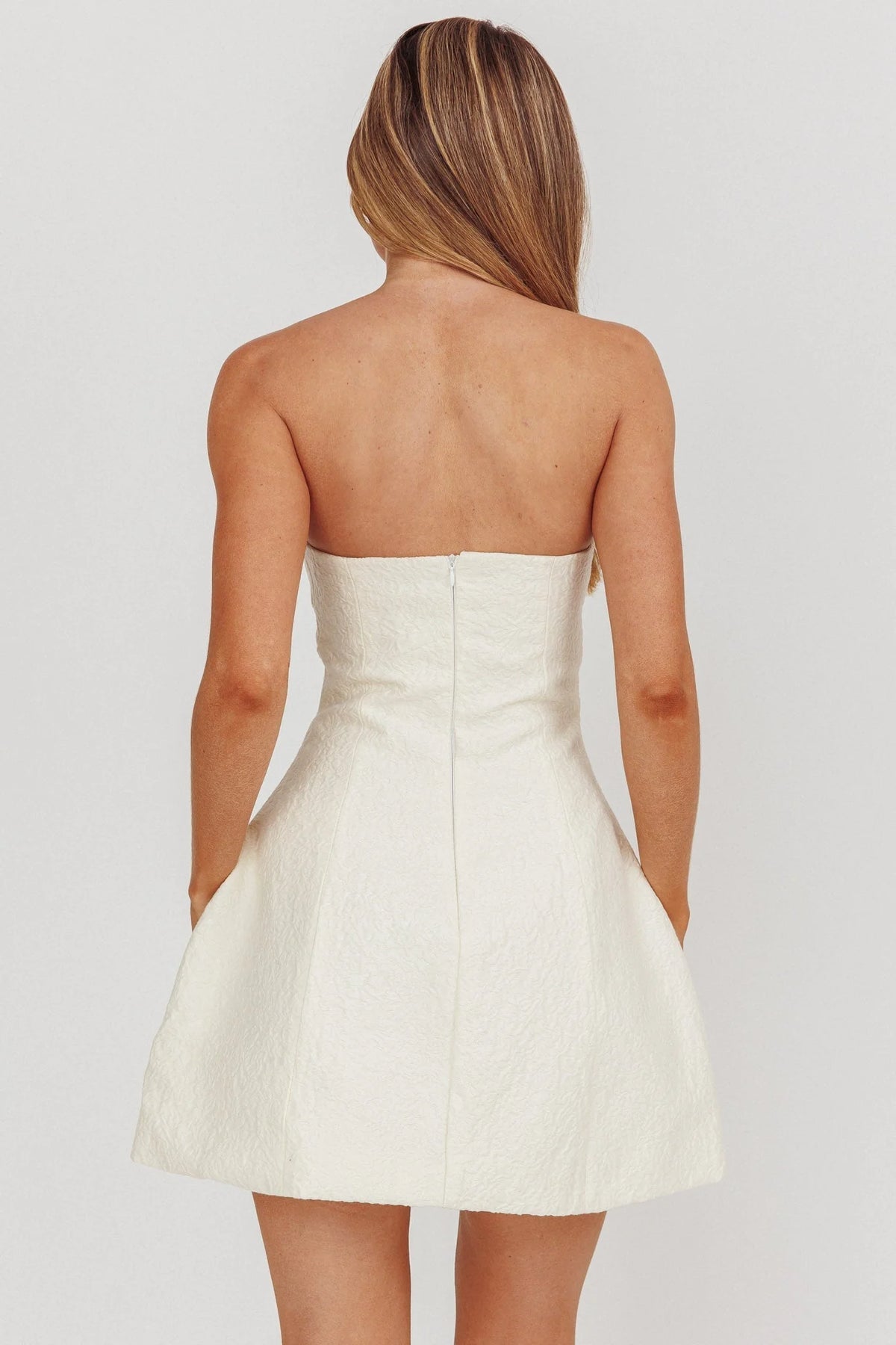 Melodic Strapless Mini Dress Cream