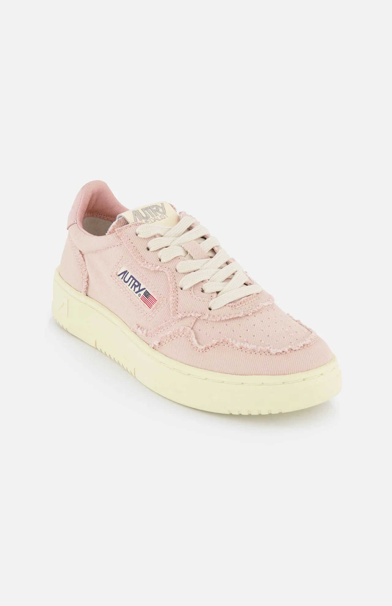 Medalist Low Sneaker
