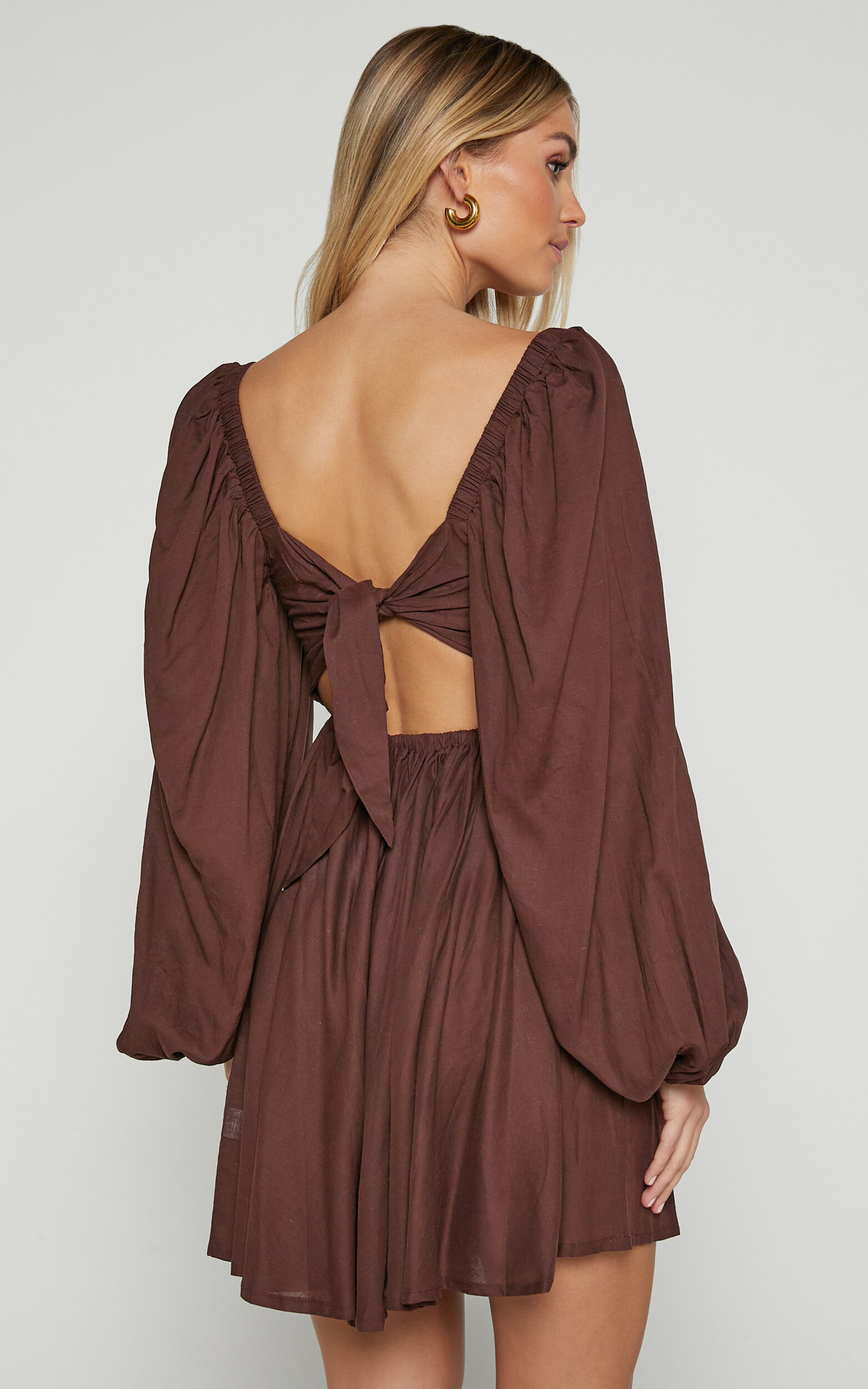 Alessandra Mini Dress - Linen Puff Sleeves Dress in Chocolate