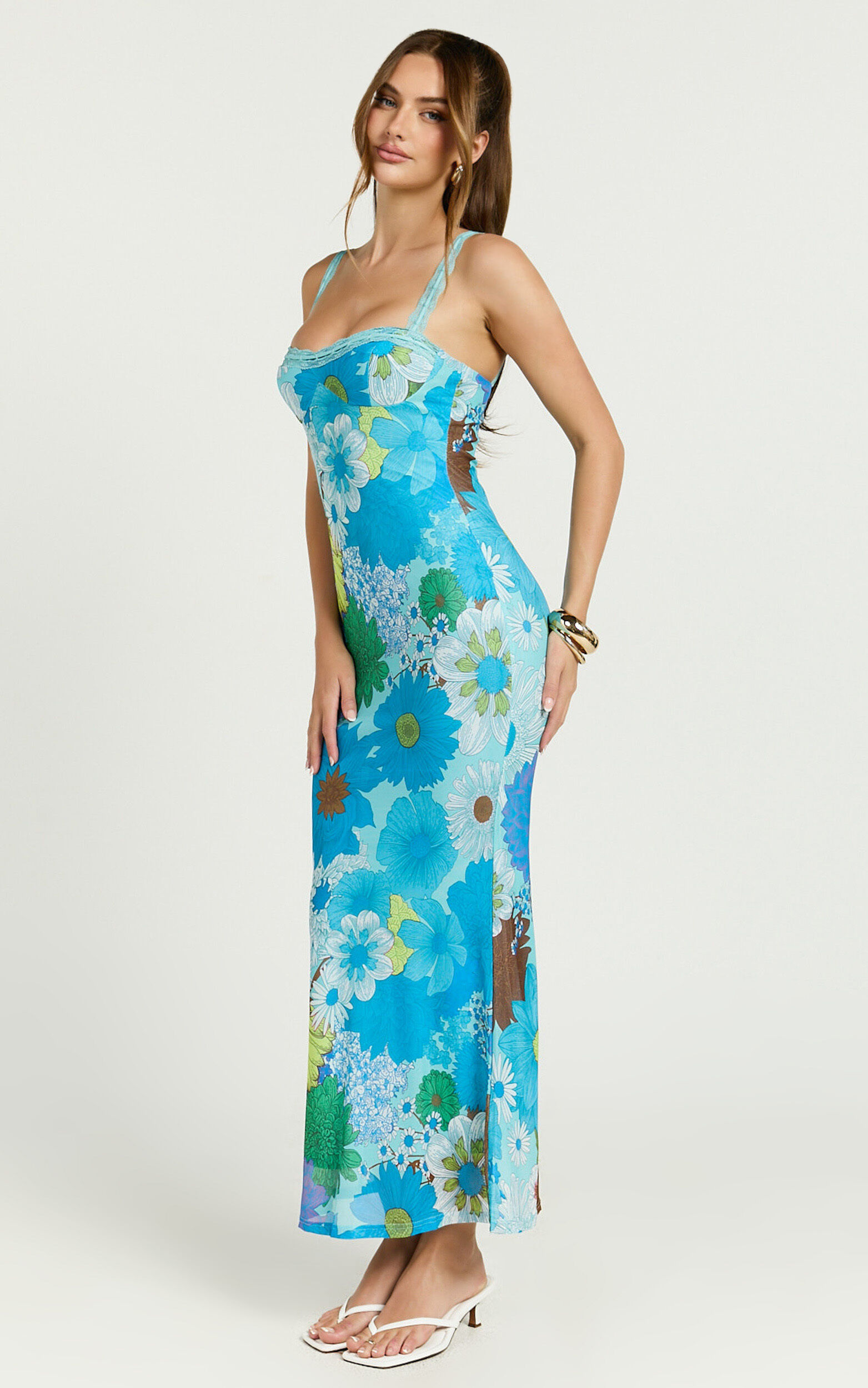 Shelia Midi Dress - Floral Printed Sweetheart Midi Dress in Blue Floral