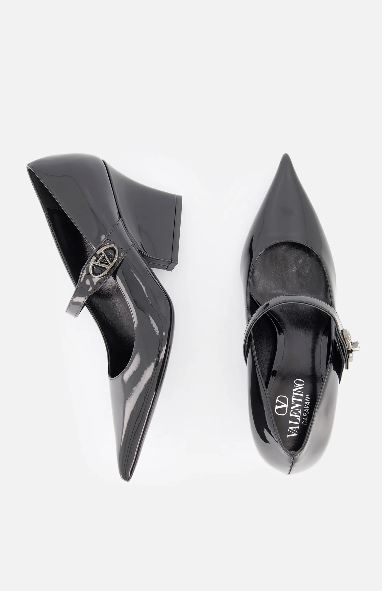 V Logo Lockette Mary Jane Heel