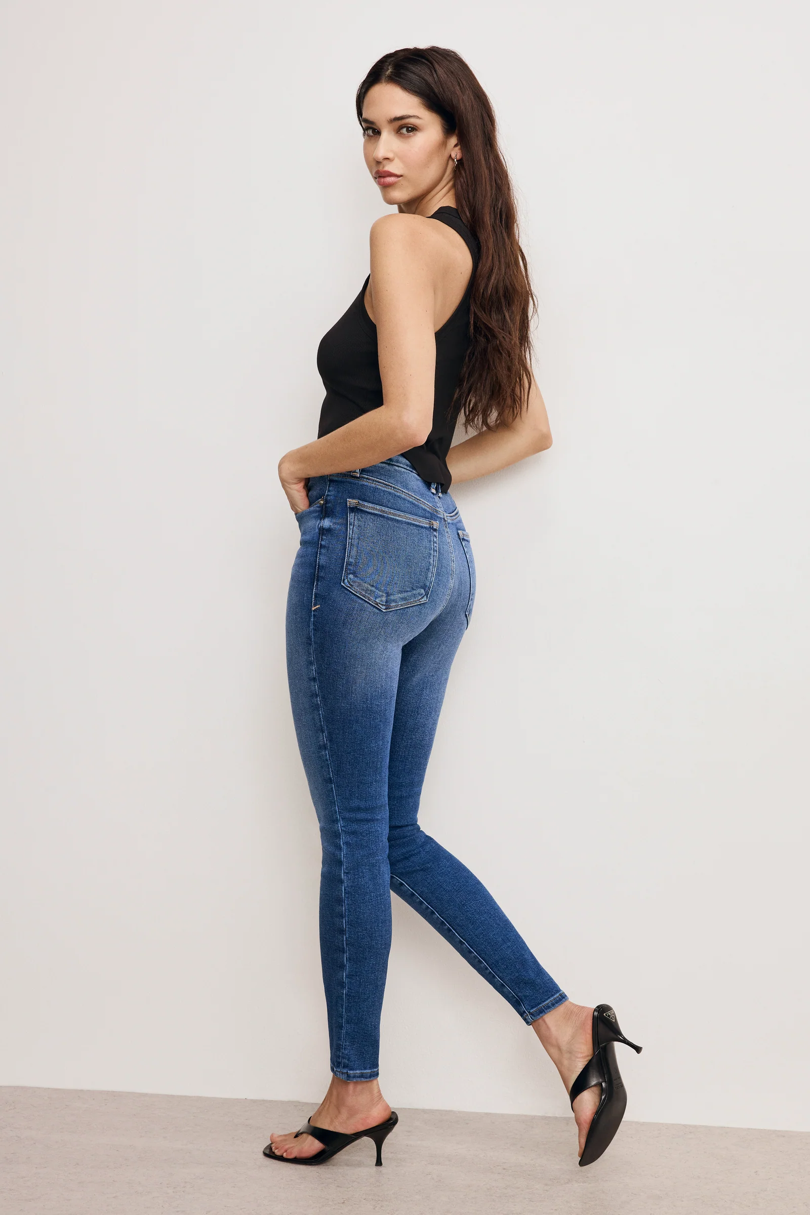 Good Waist Light Compression Jeans