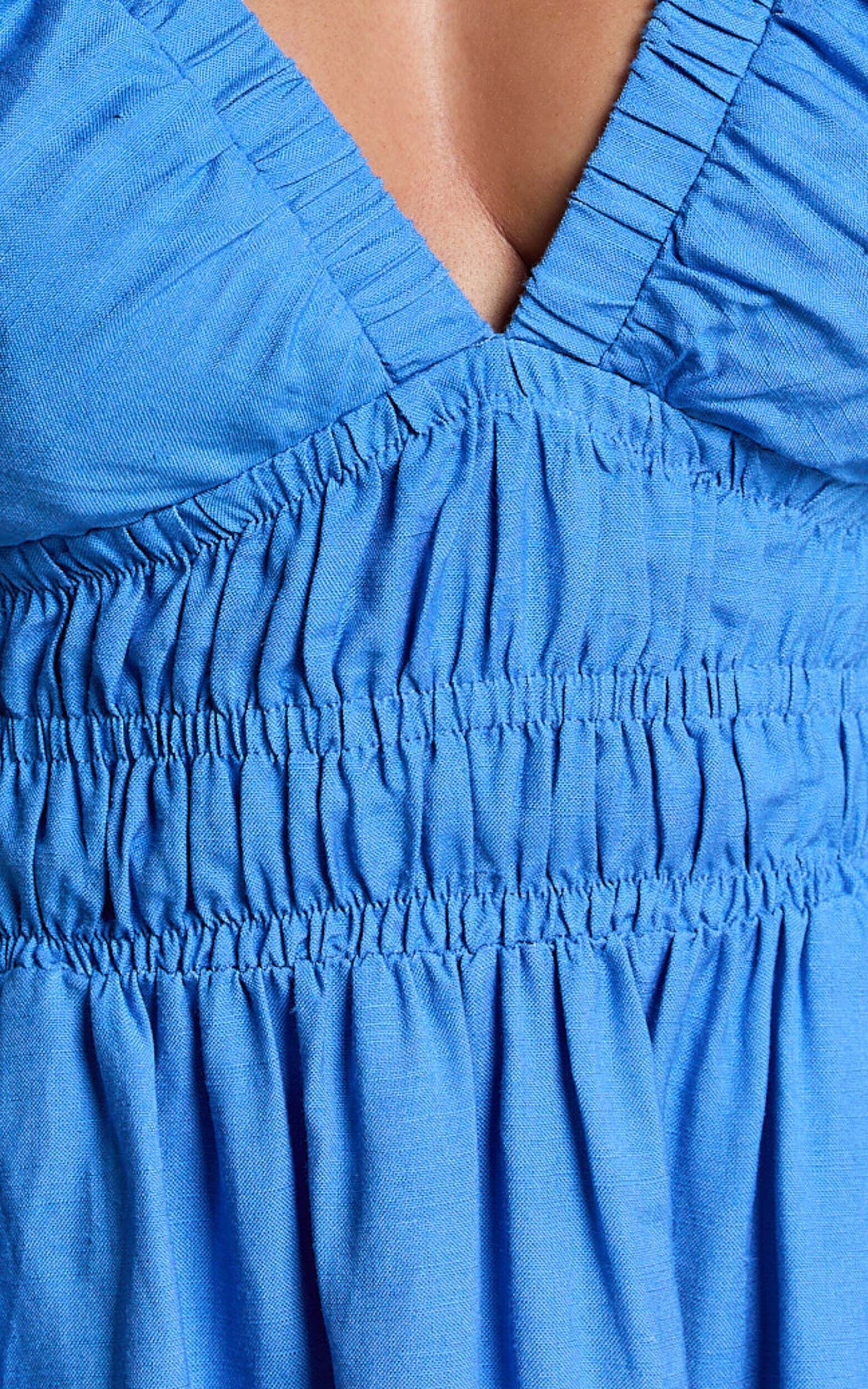 Amalie The Label - Khaila Linen Blend Plunge Puff Sleeve Midi Dress in Blue