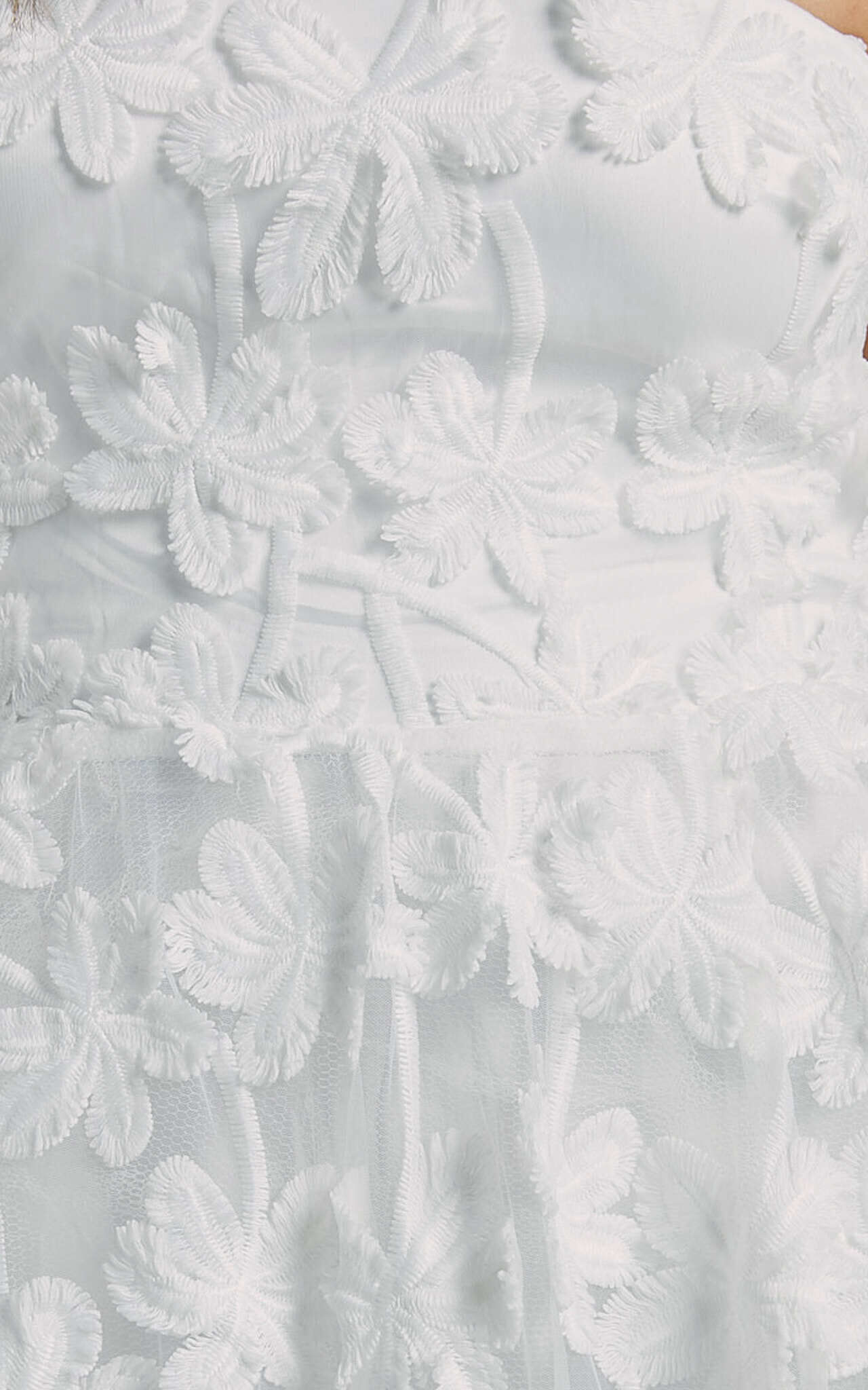 Rheiva Midi Dress - Strapless 3D Embroidery Midi Dress in White