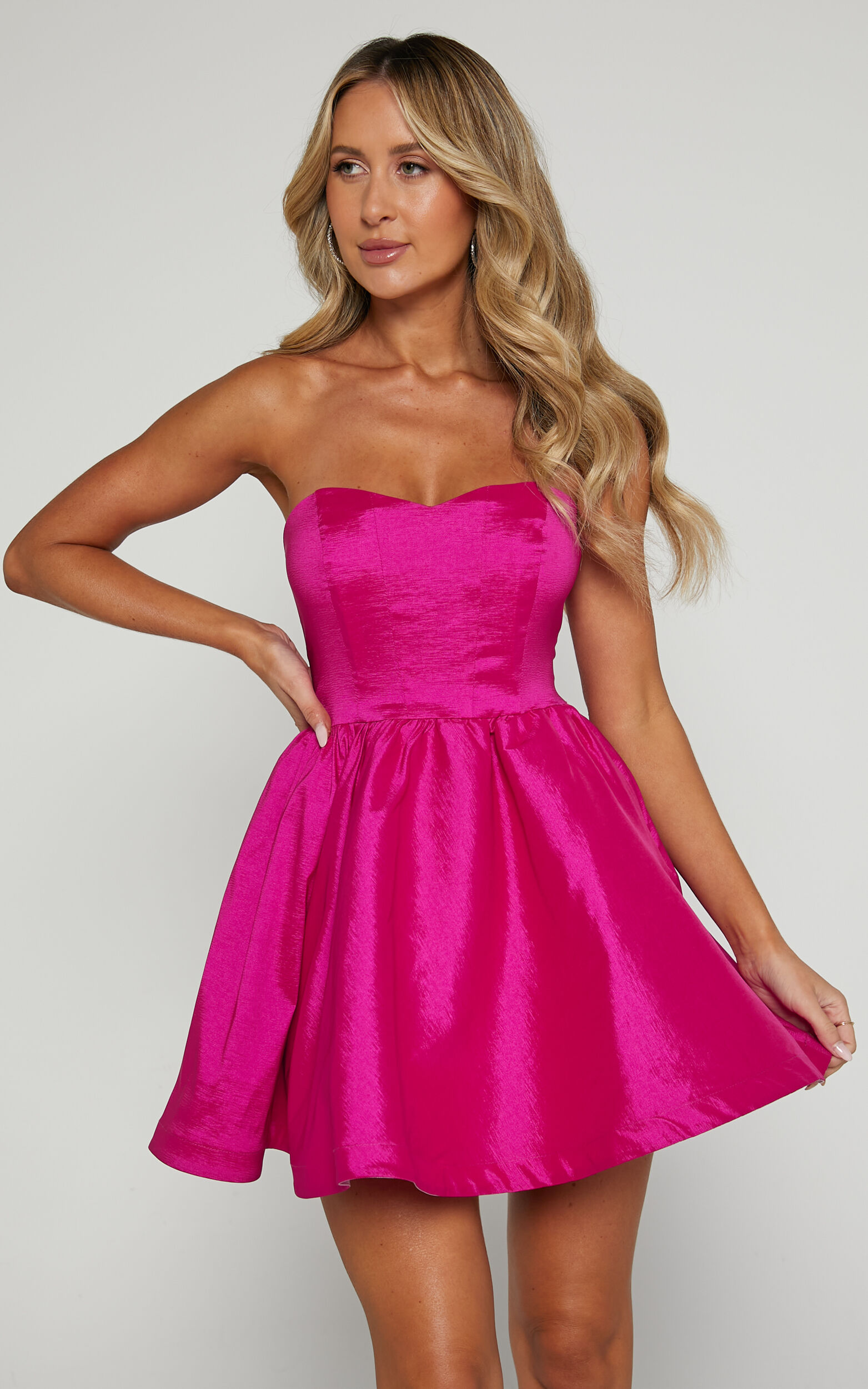 Jayde Mini Dress - Strapless Sweetheart Fit And Flare Dress in Magenta