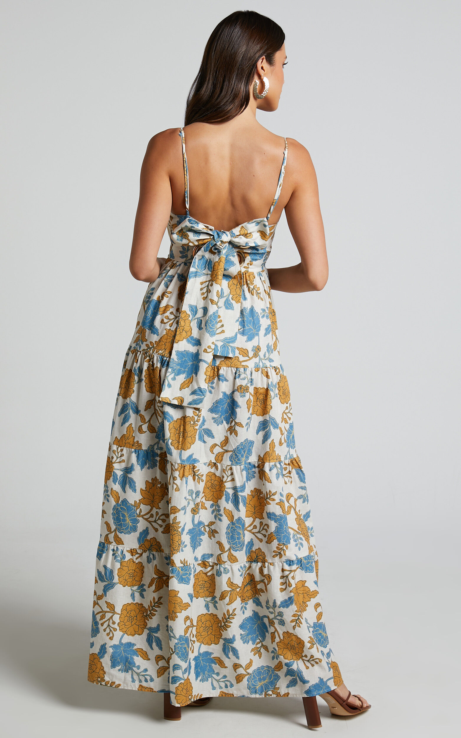 Amalie The Label - Emerita Linen Blend Sweetheart Twist Front Tie Back Midi Dress in Valencia Floral