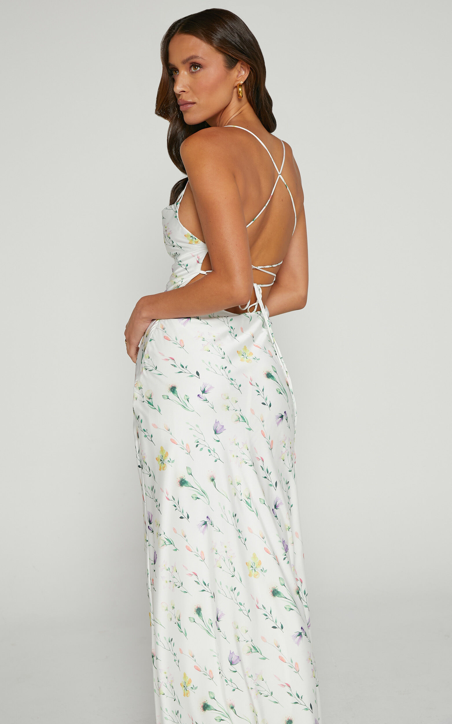 Shierina Midi Linen Dress - Sweetheart Neck Line Sleeveless Dress in White Floral