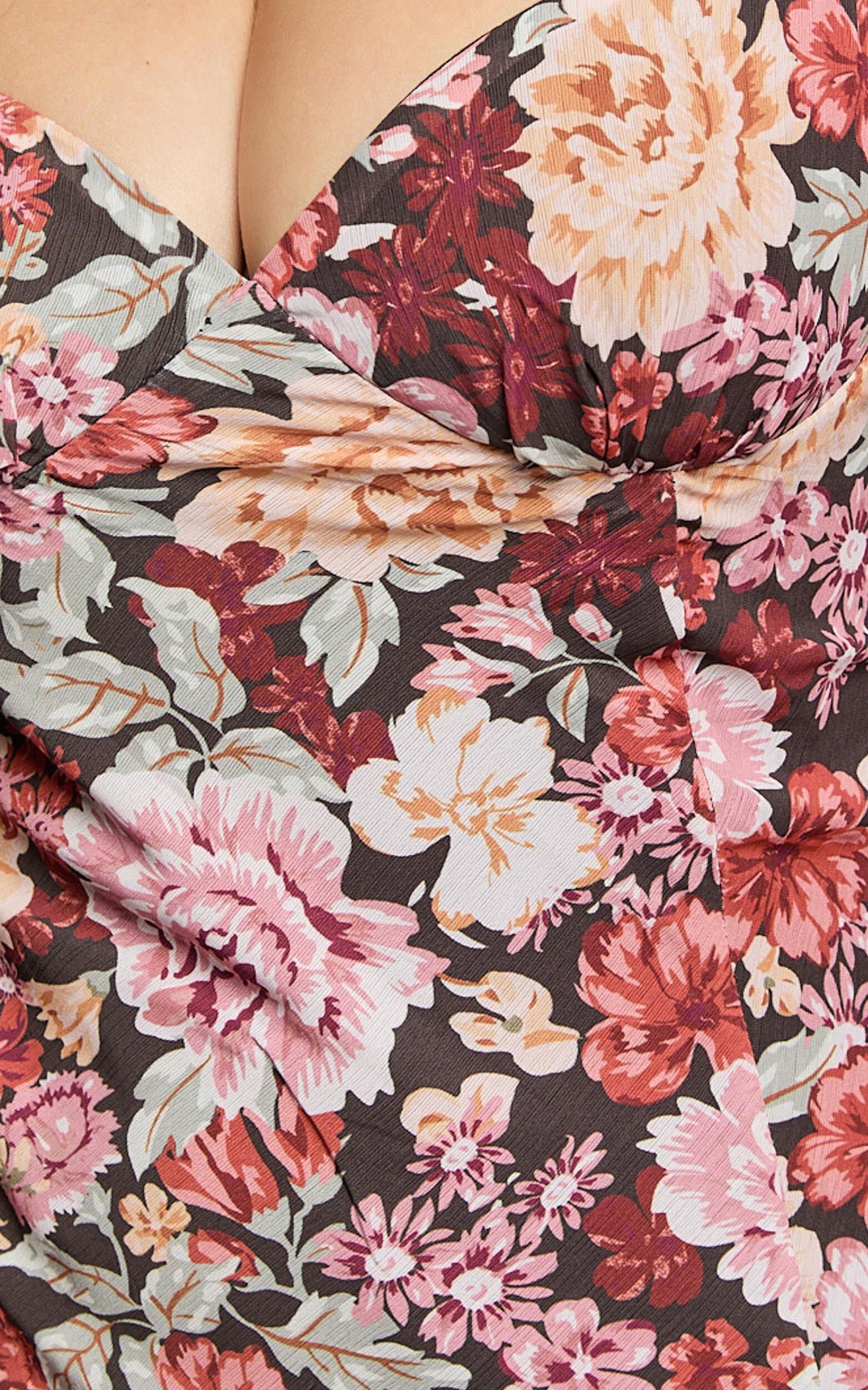 Lorie Maxi Dress - Short Sleeve Cut Out Tie Back Dress in Boheme Floral