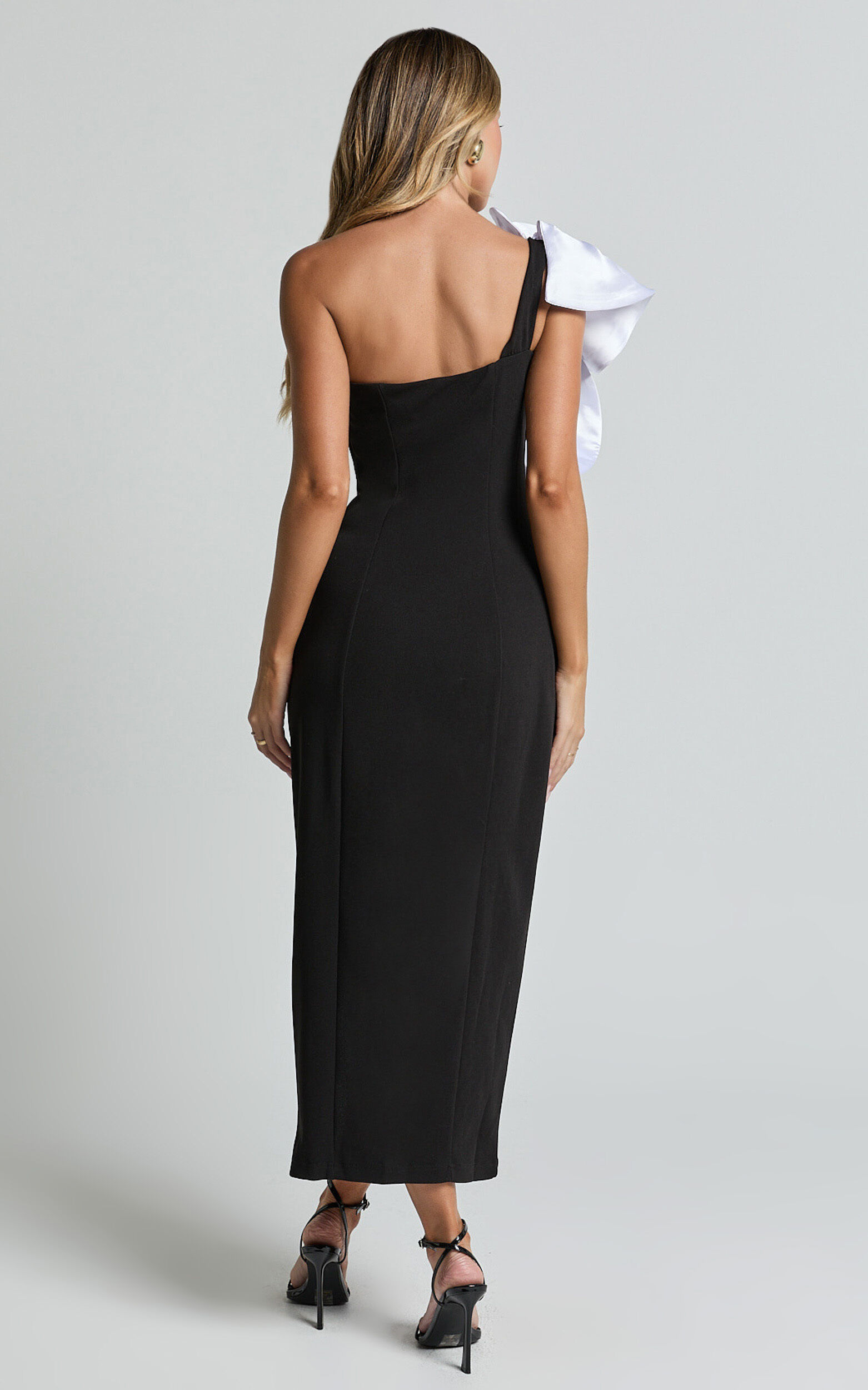 Fergie Midi Dress - Strapless 3D Floral Thigh Split Dress in Black and White