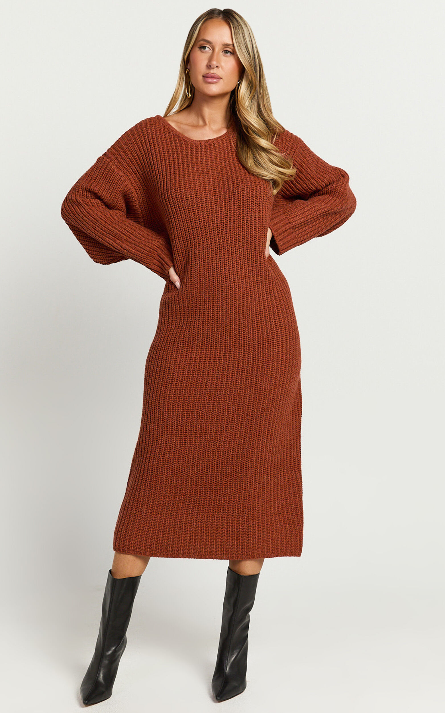 Amalie The Label - Beata Knitted Long Sleeve Midi Dress in Rust