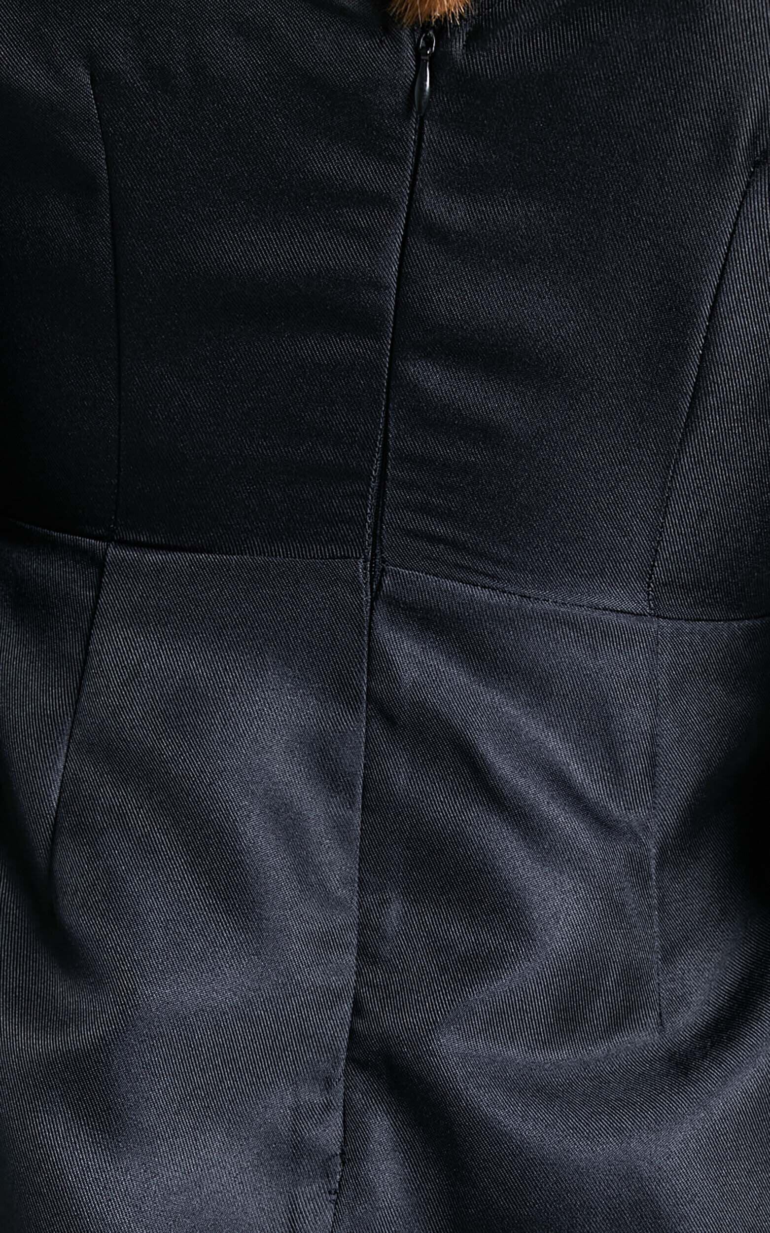 Anastasija Mini Dress - Off Shoulder V Neck Dress in Black