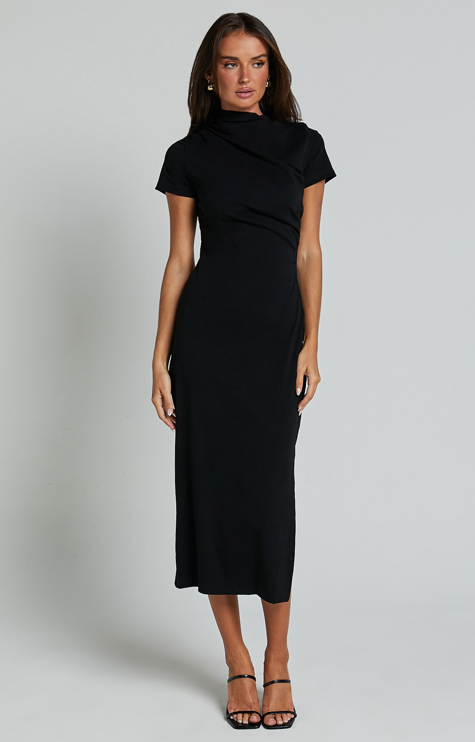 Zayna Midi Dress - Jersey Short Sleeve Dress in Black