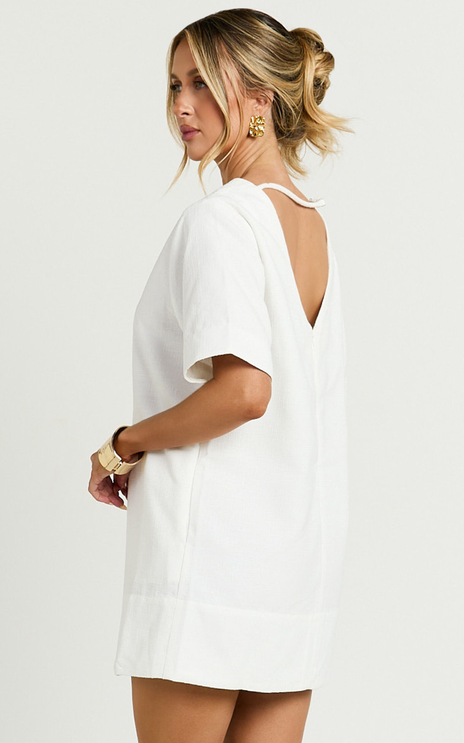 Shannon Mini Dress - Texture Tie Back Shift Dress in White