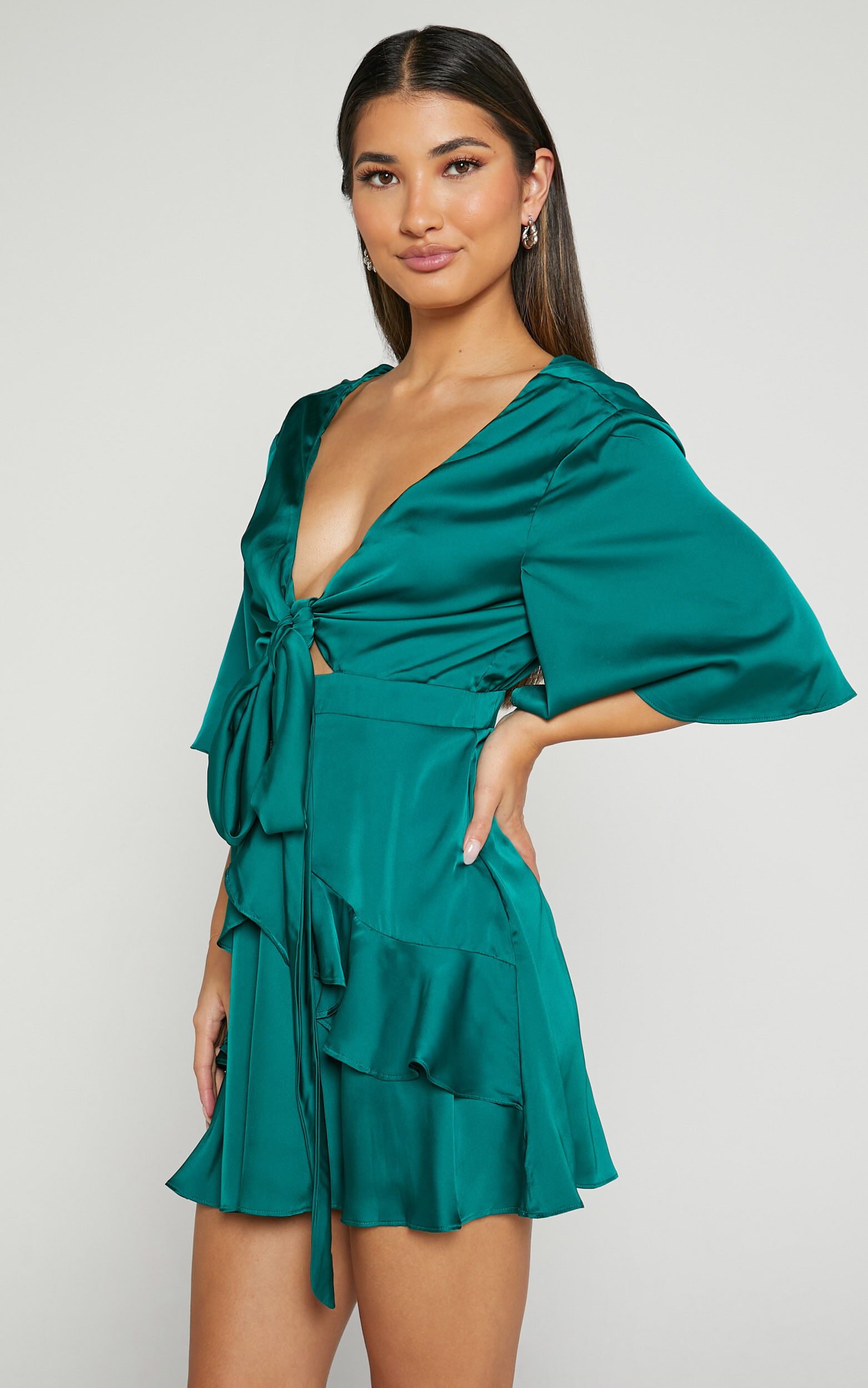 Carmella Mini Dress - Plunge Neck Short Flutter Sleeve Dress in Emerald