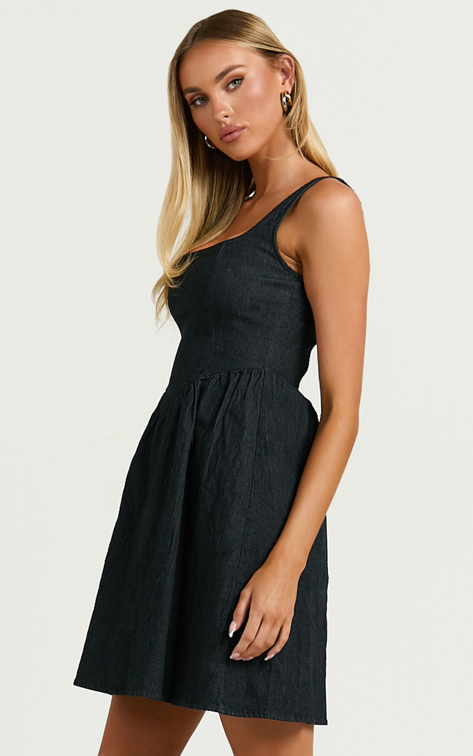 Rhaziya Mini Dress - Sleeveless Straight Neck Fit and Flare Dress in Black