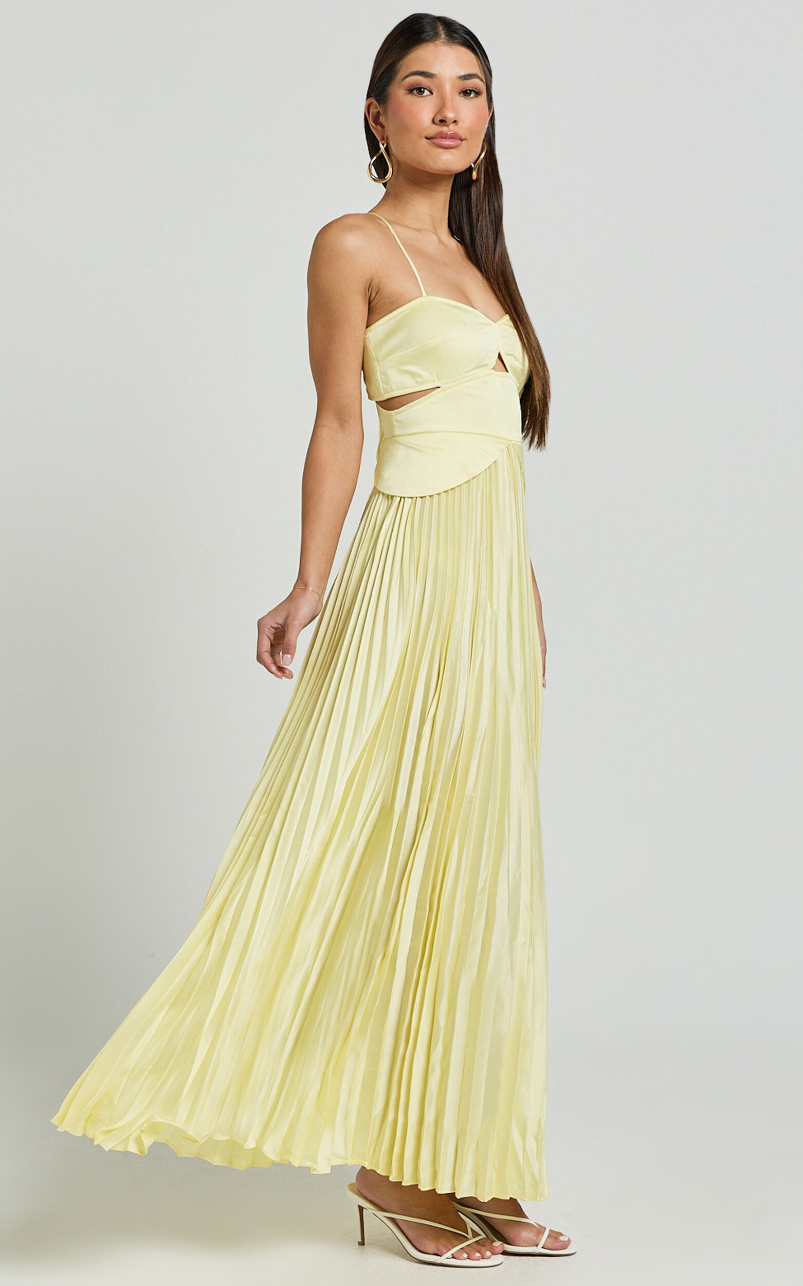 Shay Maxi Dress - Sweetheart Cut Out Pleated Dress in Lemon
