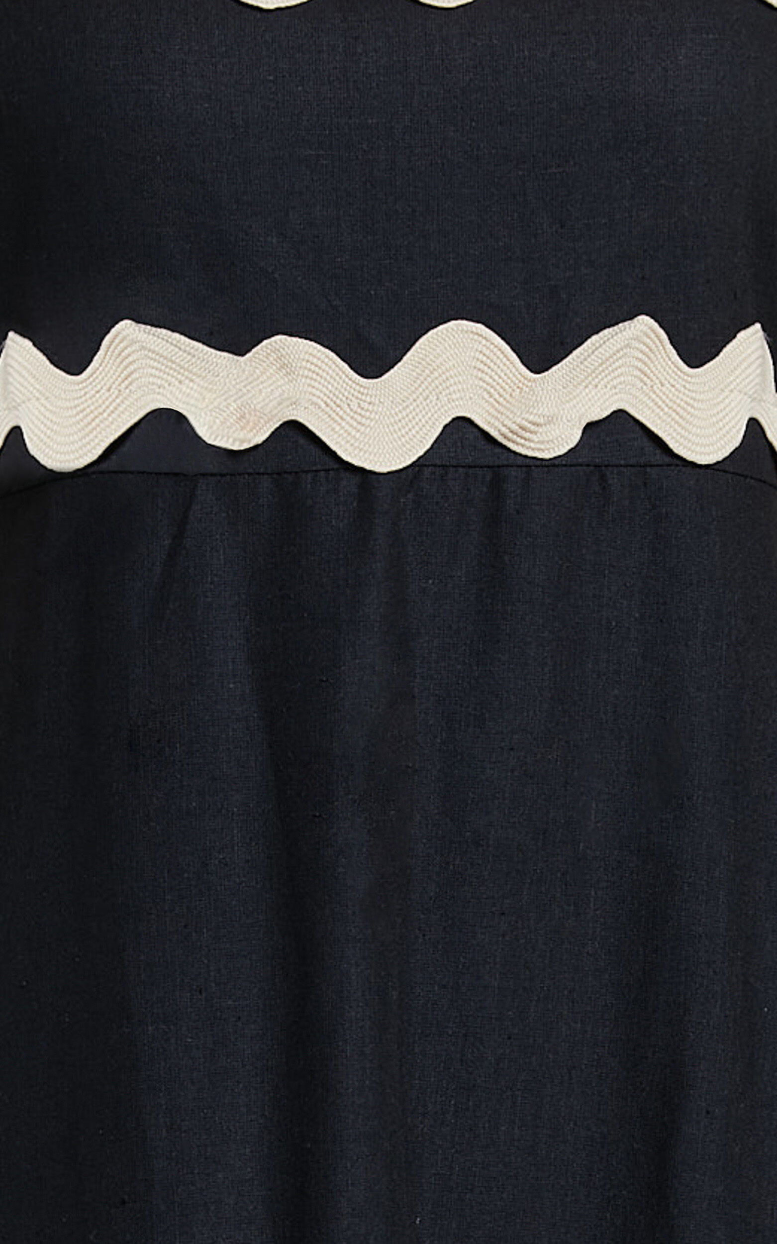 Wenalyn Midi Linen Dress - Straight Neck Wave Detail A Line Dress in Black with Beige Contrast Trim