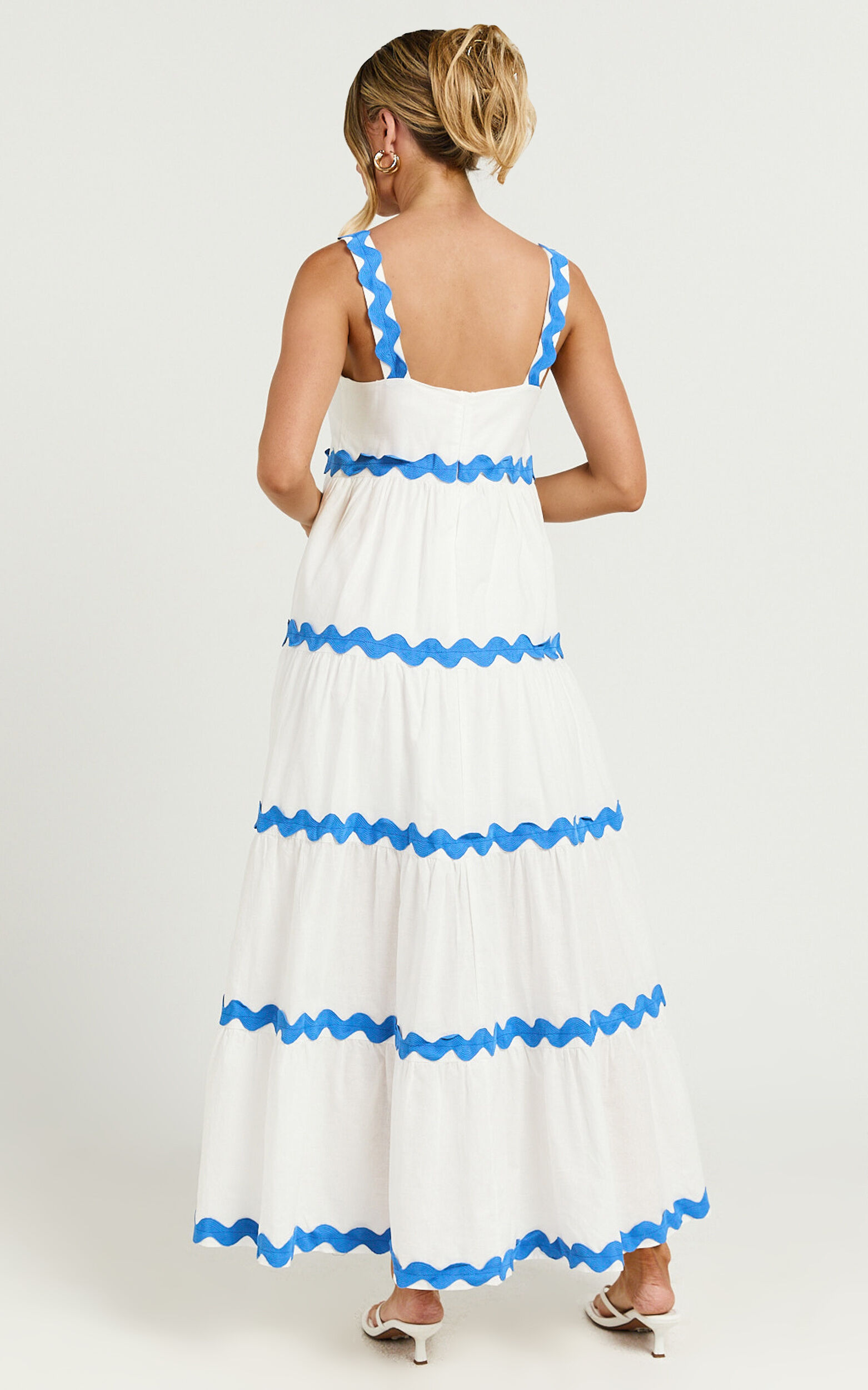 Brenda Midi Dress - Sleeveless Straight Neck Wave Detail A Line Dress in White