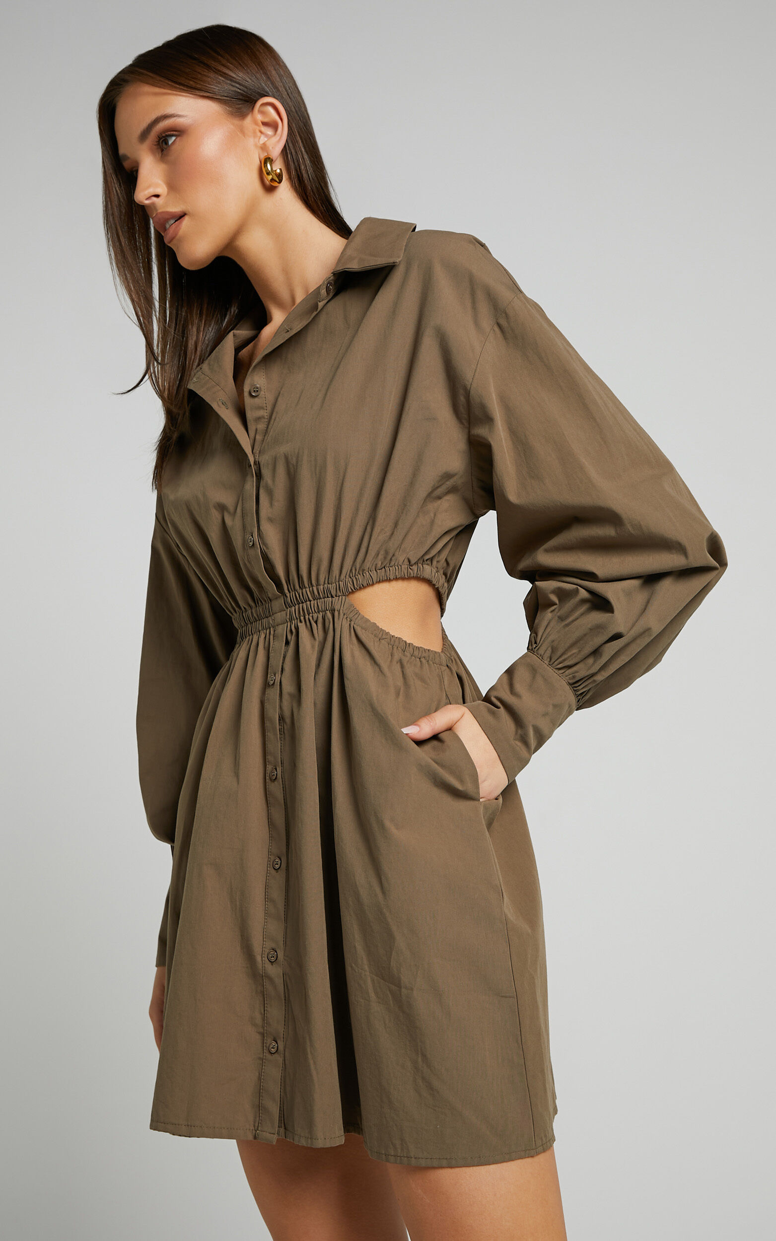 Jiah Dress - Side Cut Out Mini Shirt Dress in Khaki