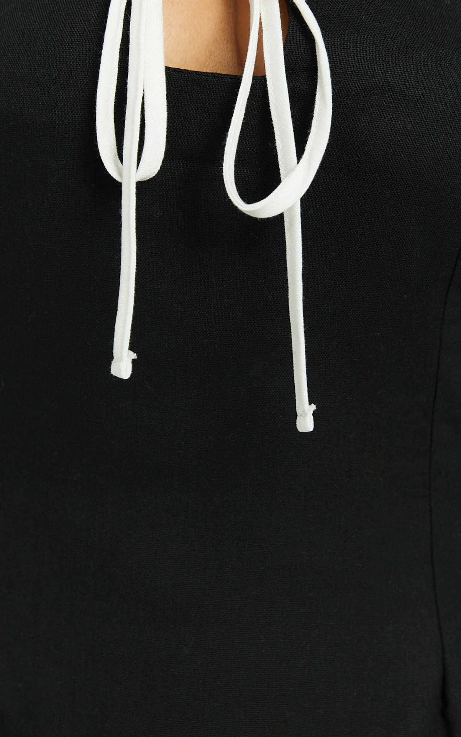 Lashara Maxi Linen Dress - Strapless Contrast Dress in Black