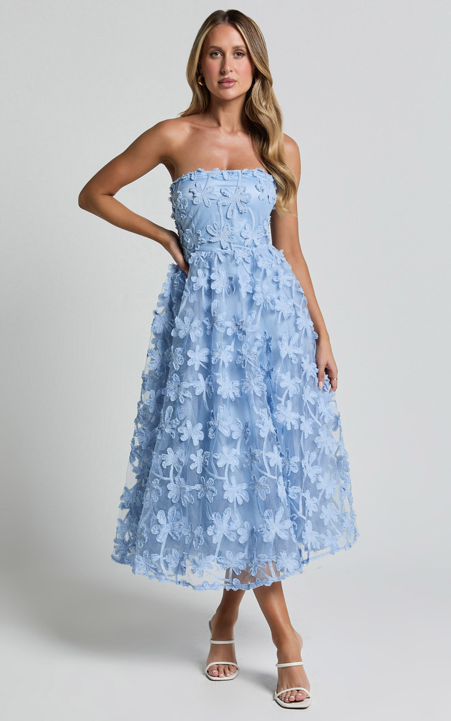 Rheiva Midi Dress - Strapless 3D Embroidery Midi Dress in SOFT BLUE