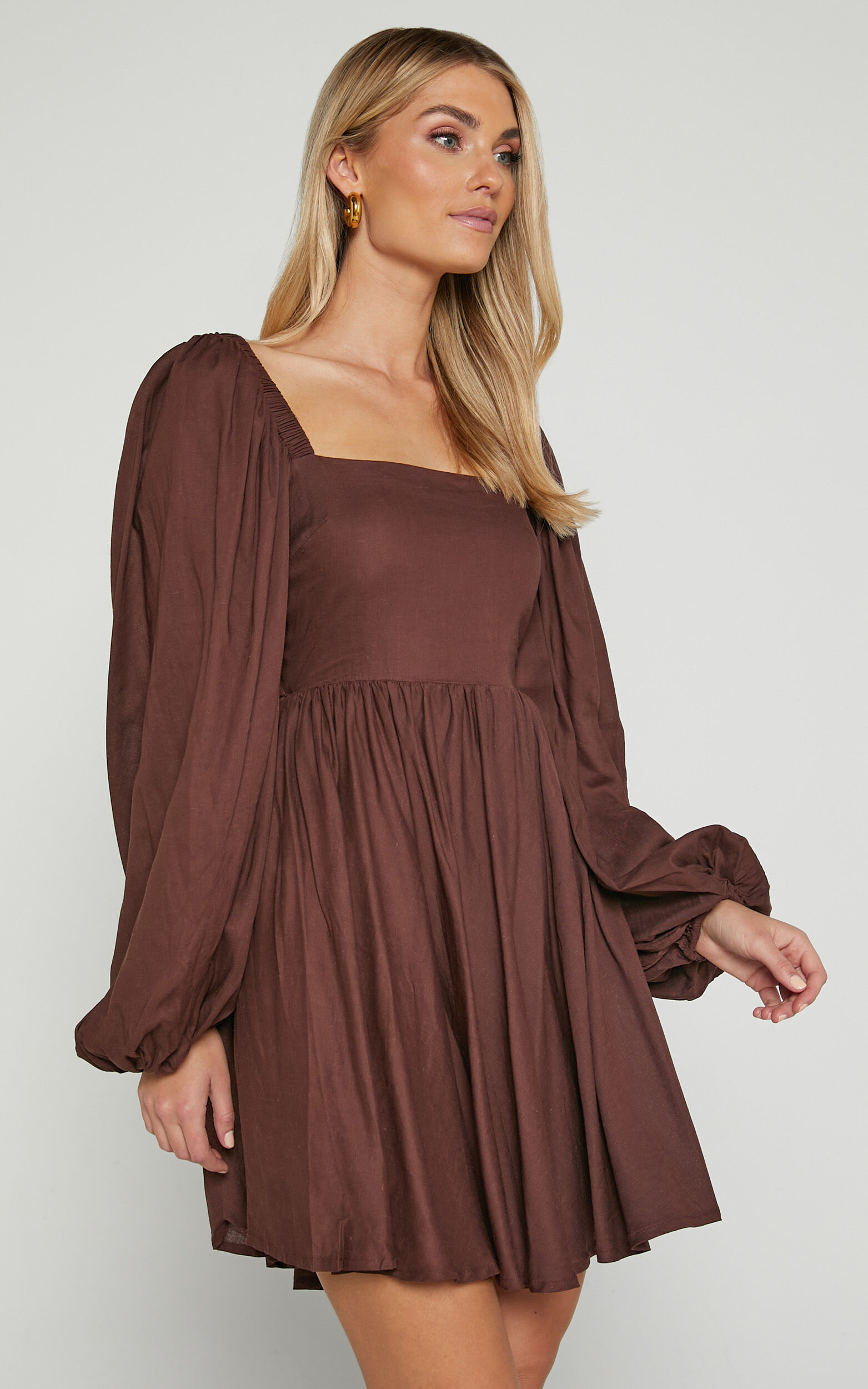 Alessandra Mini Dress - Linen Puff Sleeves Dress in Chocolate