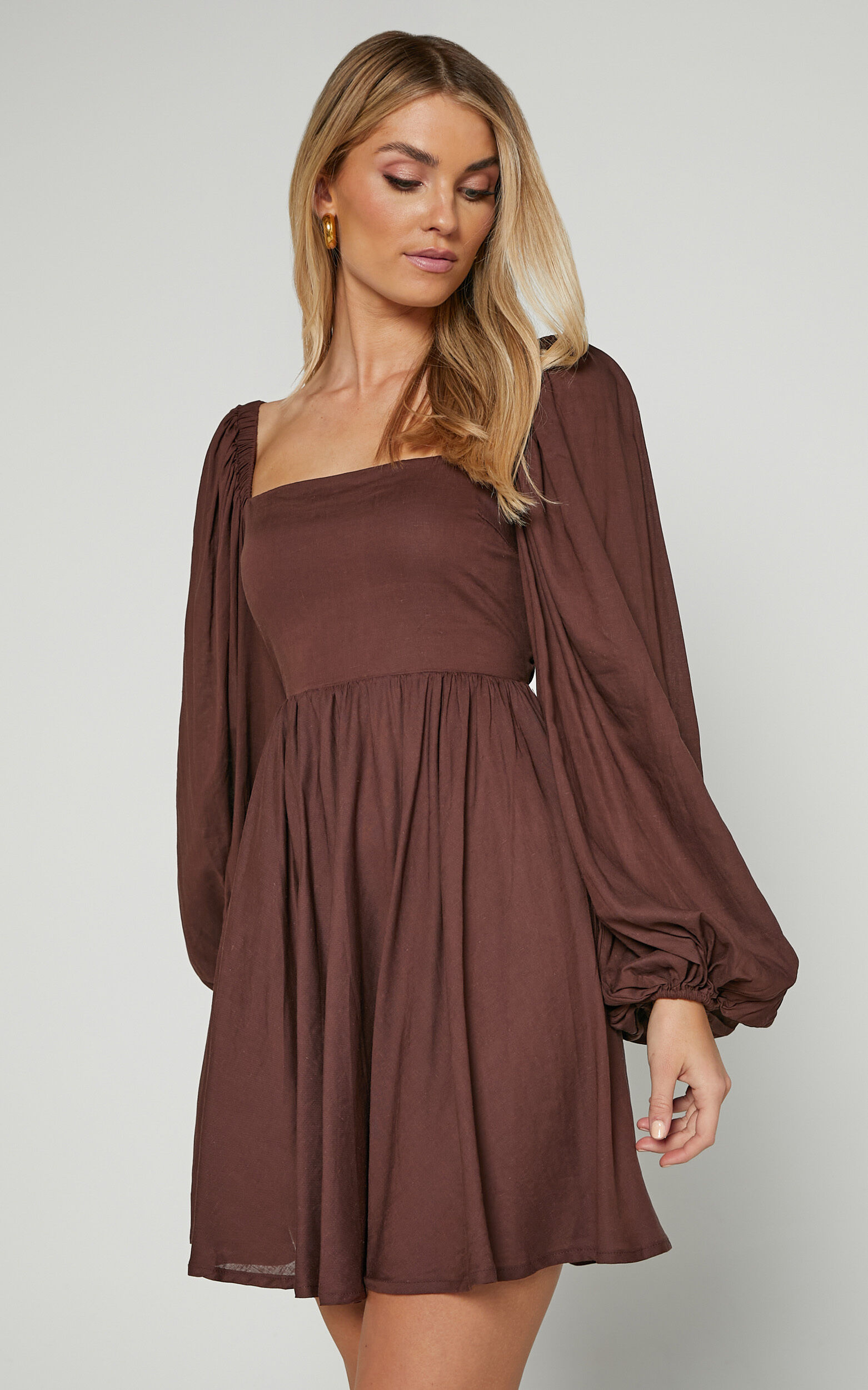 Alessandra Mini Dress - Linen Puff Sleeves Dress in Chocolate
