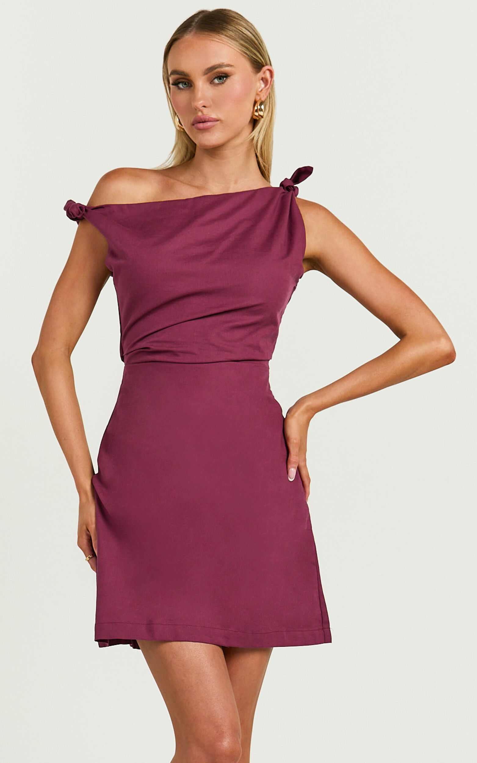 Jeofina Mini Dress - Off The Shoulder Linen Look Dress in Merlot