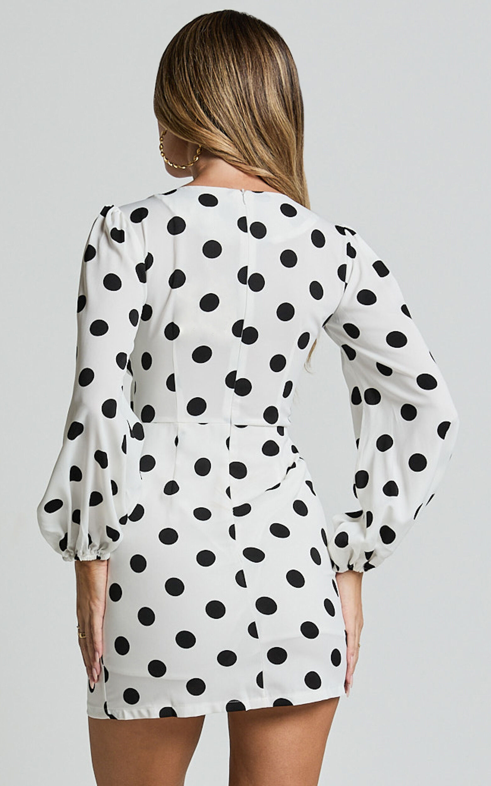 Robyn Mini Dress - Long Balloon Sleeve Plunge Neck Mini Dress in Black Spot